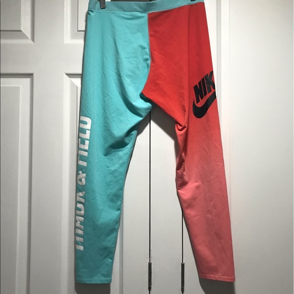 Nike Track and Field Leggings - Picture 2 of 5